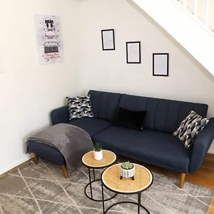 https://luxe-cosyspacious-2-bed-house-super-fast-wi-fi-private.cardiffhotelswales.com